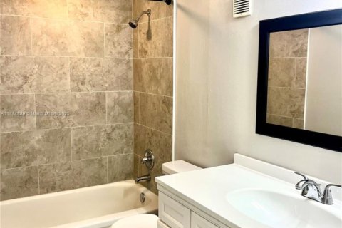 Apartment in Orlando, Florida 2 bedrooms, 115.94 sq.m. № 1741543 - photo 29