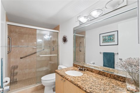 Condominio en alquiler en Hollywood, Florida, 2 dormitorios, 119.94 m2 № 2060785 - foto 27