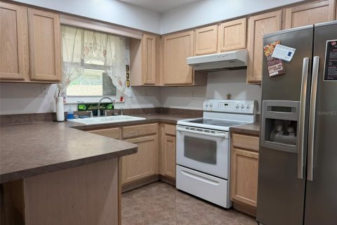 House in Davenport, Florida 3 bedrooms, 154.59 sq.m. № 2105269 - photo 13