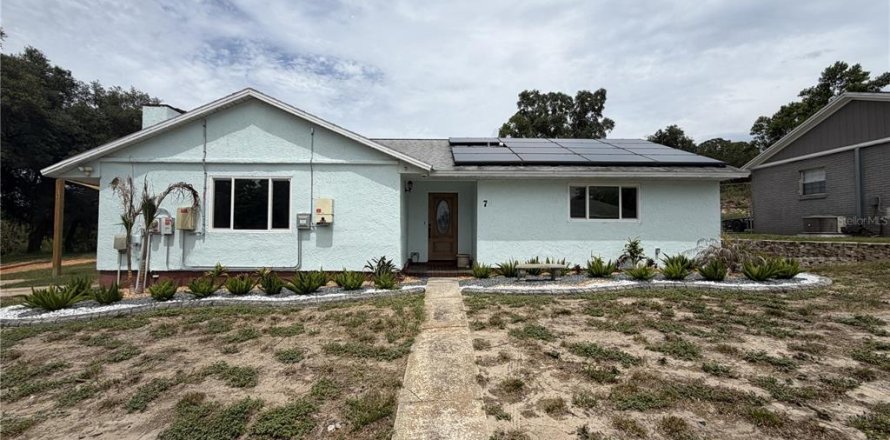 House in Davenport, Florida 3 bedrooms, 154.59 sq.m. № 2105269