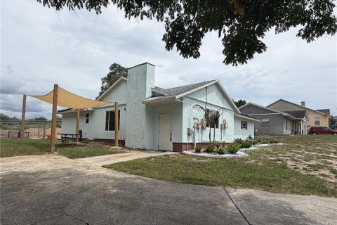 House in Davenport, Florida 3 bedrooms, 154.59 sq.m. № 2105269 - photo 2