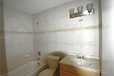 Casa en venta en Sunrise, Florida, 3 dormitorios, 146.88 m2 № 1974954 - foto 15