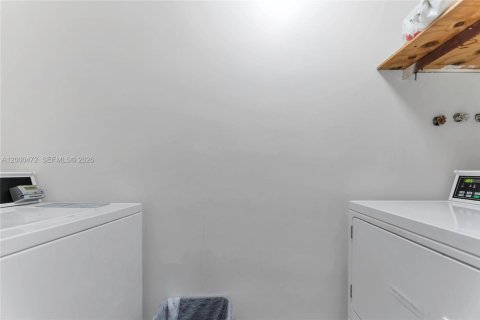 Apartamento en alquiler en Miami Beach, Florida, 32.52 m2 № 2067348 - foto 19