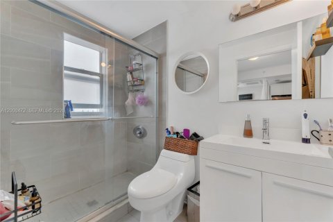 Apartamento en alquiler en Miami Beach, Florida, 32.52 m2 № 2067348 - foto 16
