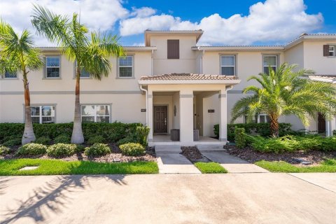 Adosado en venta en Kissimmee, Florida, 4 dormitorios, 177.81 m2 № 1911616 - foto 1