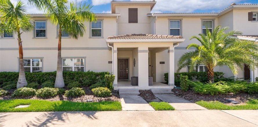 Adosado en STOREY LAKE en Kissimmee, Florida 4 dormitorios, 177.81 m2 № 1911616