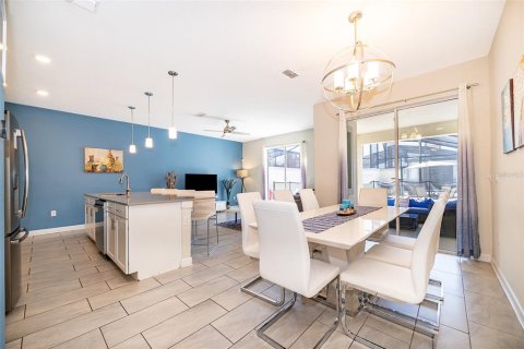 Adosado en venta en Kissimmee, Florida, 4 dormitorios, 177.81 m2 № 1911616 - foto 5