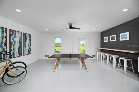 Townhouse in Seminole, Florida 3 bedrooms, 220.55 sq.m. № 1555112 - photo 19