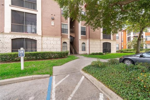 Condo in Orlando, Florida, 4 bedrooms  № 2287118