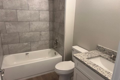 Casa en venta en Deltona, Florida, 3 dormitorios, 167.87 m2 № 2377987 - foto 10
