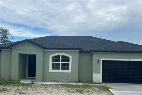 Casa en Deltona, Florida 3 dormitorios, 167.87 m2 № 2377987