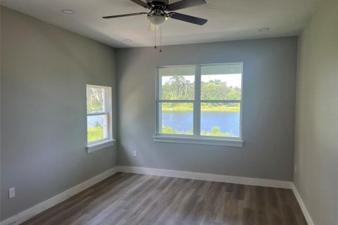 Casa en venta en Deltona, Florida, 3 dormitorios, 167.87 m2 № 2377987 - foto 7