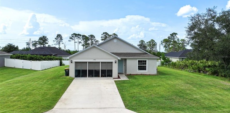 House in Sebring, Florida 3 bedrooms, 121.24 sq.m. № 2277886