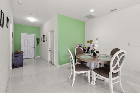 House in Sebring, Florida 3 bedrooms, 121.24 sq.m. № 2277886 - photo 17
