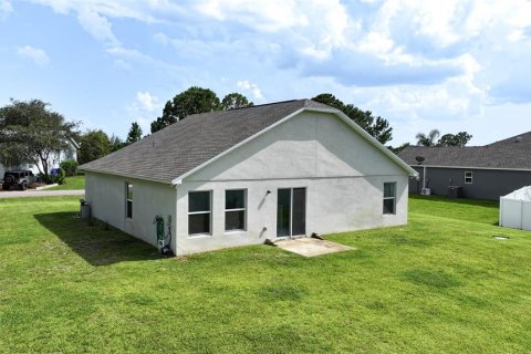 House in Sebring, Florida 3 bedrooms, 121.24 sq.m. № 2277886 - photo 8
