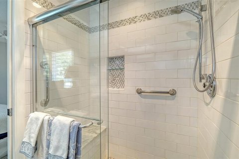 Condo in Sarasota, Florida, 2 bedrooms  № 2096535 - photo 21