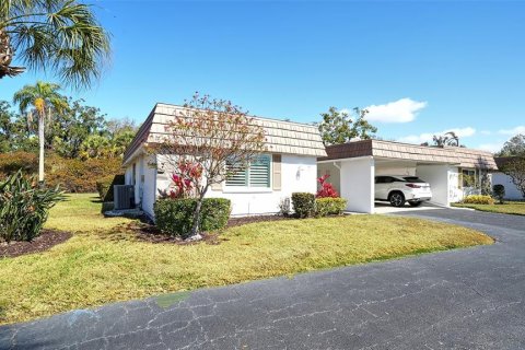Condo in Sarasota, Florida, 2 bedrooms  № 2096535 - photo 3