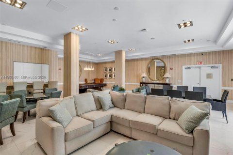 Condominio en venta en Miami Beach, Florida, 1 dormitorio, 75.44 m2 № 2028271 - foto 26