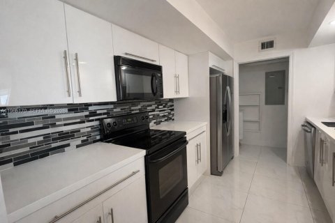 Condominio en venta en Miami Beach, Florida, 1 dormitorio, 75.44 m2 № 2028271 - foto 5
