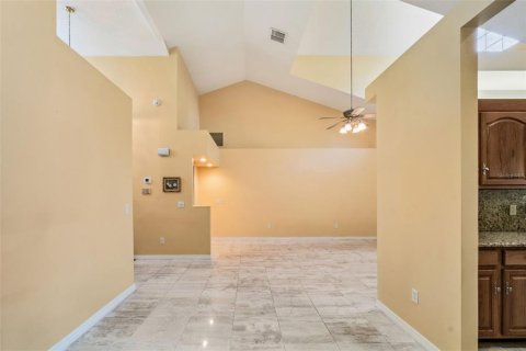 Copropriété à vendre à Lake Mary, Floride: 2 chambres, 117.06 m2 № 2147919 - photo 14
