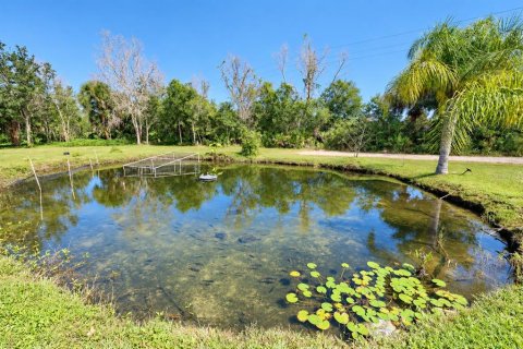 Villa ou maison à vendre à Malabar, Floride: 3 chambres, 188.13 m2 № 2431626 - photo 3