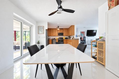 Villa ou maison à vendre à Malabar, Floride: 3 chambres, 188.13 m2 № 2431626 - photo 8