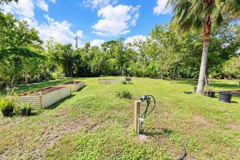 Villa ou maison à vendre à Malabar, Floride: 3 chambres, 188.13 m2 № 2431626 - photo 25