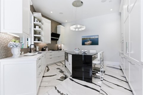 Villa ou maison à vendre à Palm Beach, Floride: 5 chambres, 450.85 m2 № 2281587 - photo 11