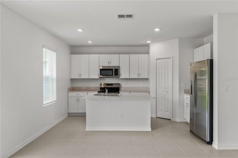 House in Dade City, Florida 5 bedrooms, 227.7 sq.m. № 1907432 - photo 17