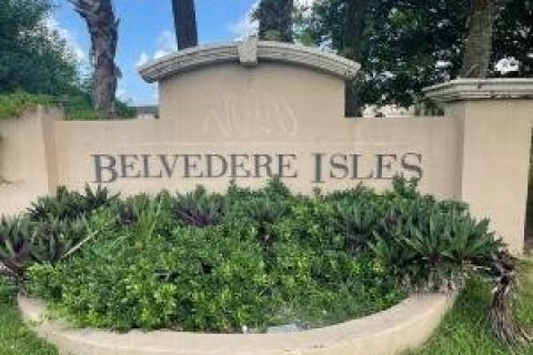 Condo in West Palm Beach, Florida, 3 bedrooms  № 1051137 - photo 1