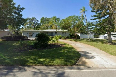 House in Bradenton, Florida 2 bedrooms, 118.08 sq.m. № 1846932 - photo 1