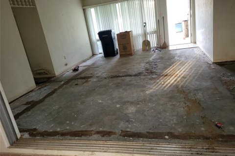 House in Bradenton, Florida 2 bedrooms, 118.08 sq.m. № 1846932 - photo 6