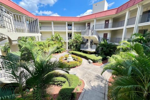 Condominio en venta en Dunedin, Florida, 1 dormitorio, 62.24 m2 № 1323660 - foto 1