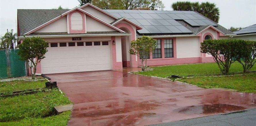 Casa en Kissimmee, Florida 3 dormitorios, 157.93 m2 № 1919819