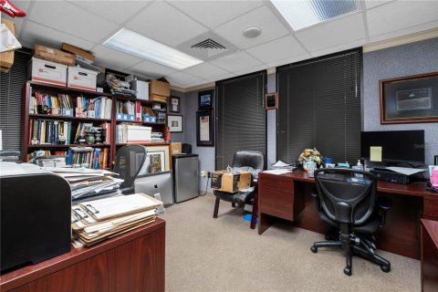 Commercial property in Gainesville, Florida 466.65 sq.m. № 1893925 - photo 18