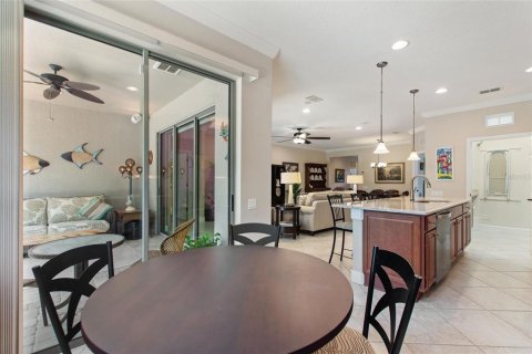 House in Davenport, Florida 3 bedrooms, 178.93 sq.m. № 1757945 - photo 25