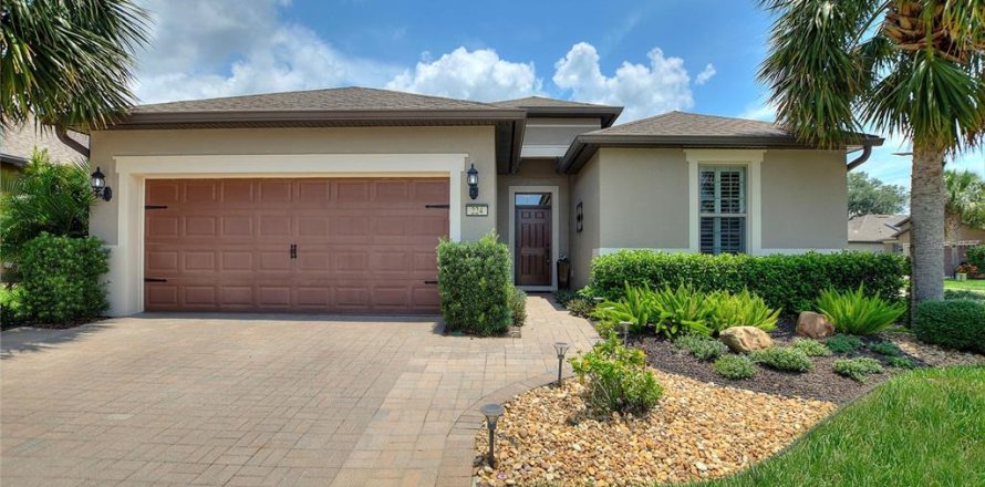 House in Davenport, Florida 3 bedrooms, 178.93 sq.m. № 1757945