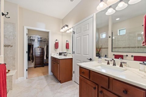 House in Davenport, Florida 3 bedrooms, 178.93 sq.m. № 1757945 - photo 30