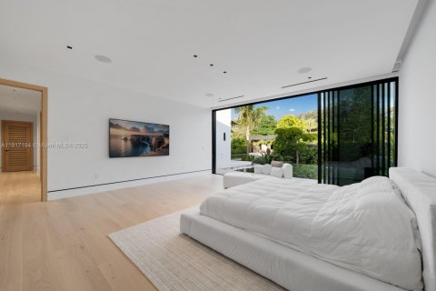 Купить виллу или дом в Саут-Майами, Флорида 3 спальни, 337.7м2, № 1972628 - фото 10