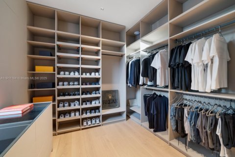 Купить виллу или дом в Саут-Майами, Флорида 3 спальни, 337.7м2, № 1972628 - фото 14