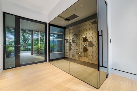 Купить виллу или дом в Саут-Майами, Флорида 3 спальни, 337.7м2, № 1972628 - фото 5