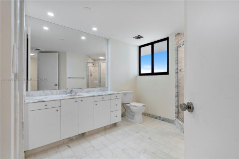 Condo in Aventura, Florida, 2 bedrooms  № 2047866 - photo 26