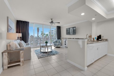 Condominio en venta en Fort Walton Beach, Florida, 1 dormitorio, 88.63 m2 № 560172 - foto 1