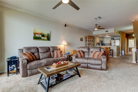 Townhouse in Oldsmar, Florida 3 bedrooms, 170.38 sq.m. № 1803314 - photo 5