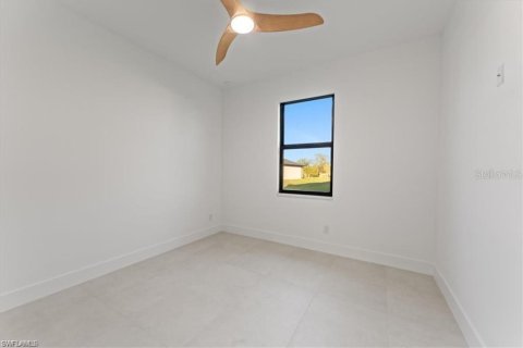 House in Lehigh Acres, Florida 3 bedrooms, 120.03 sq.m. № 1687636 - photo 23