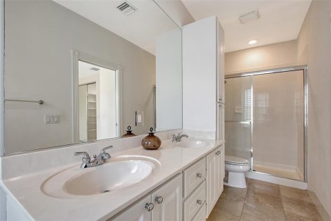 Townhouse in Sarasota, Florida 3 bedrooms, 155.33 sq.m. № 1680791 - photo 24