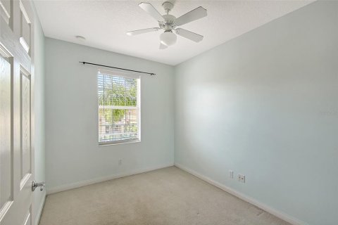 Townhouse in Sarasota, Florida 3 bedrooms, 155.33 sq.m. № 1680791 - photo 25