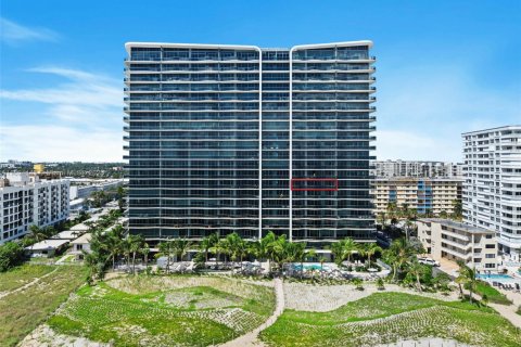 Снять в аренду кондоминиум в Помпано-Бич, Флорида 2 спальни, 157.93м2, № 1945759 - фото 1