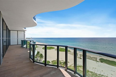 Снять в аренду кондоминиум в Помпано-Бич, Флорида 2 спальни, 157.93м2, № 1945759 - фото 23