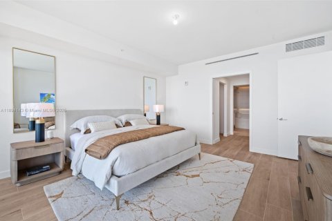 Снять в аренду кондоминиум в Помпано-Бич, Флорида 2 спальни, 157.93м2, № 1945759 - фото 12